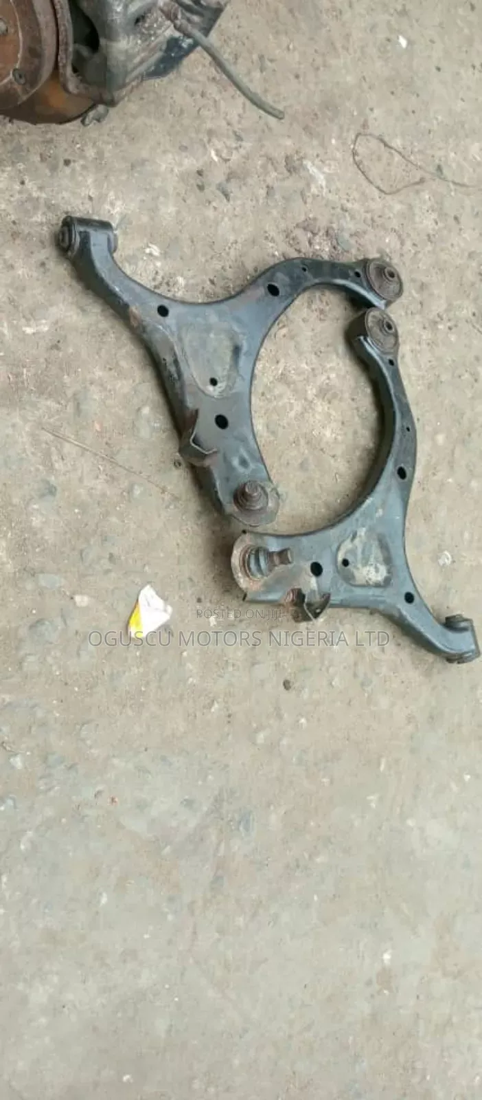 Front Lower Arm Hyundai Santafe 2010
