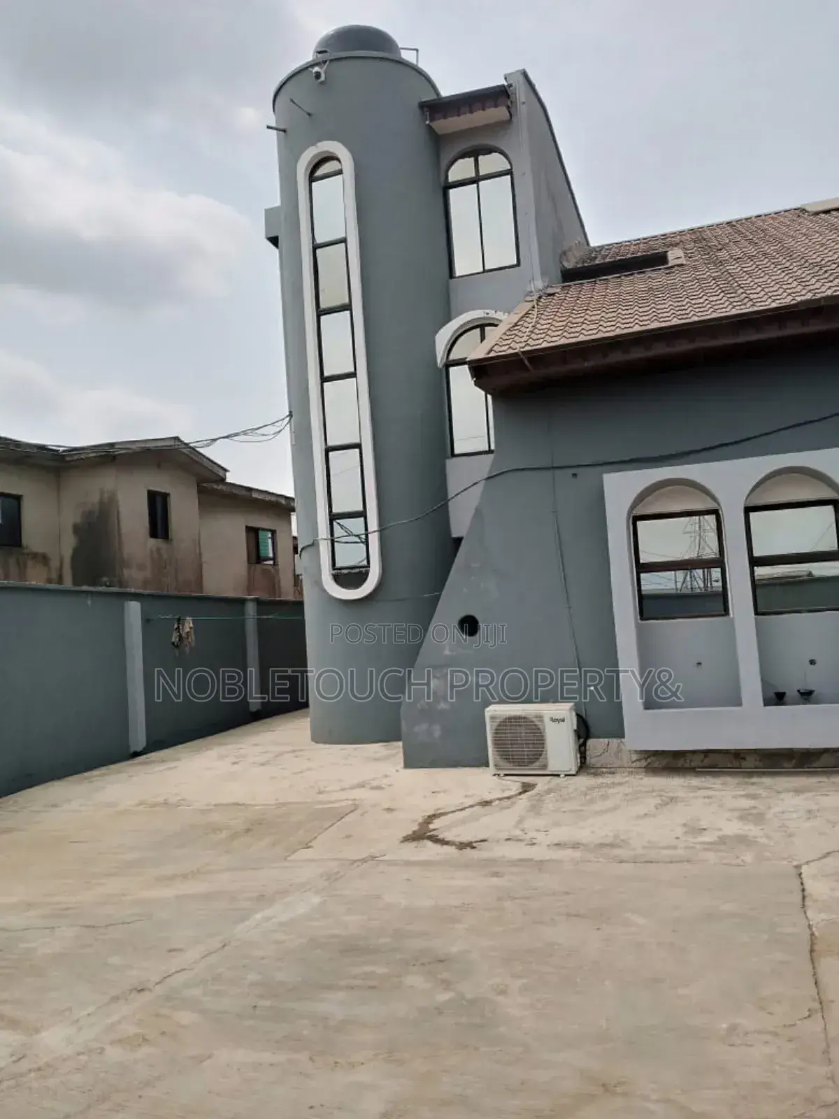 14bdrm Duplex in Ikotun Idimu Lagos, Iseri Olofin for sale