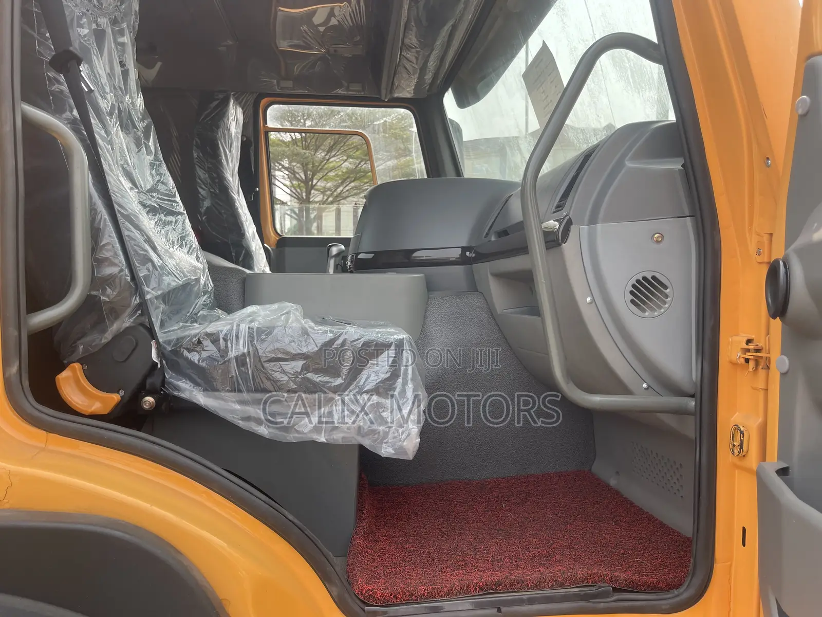 Foreign Used Howo Tractor Head 371HP