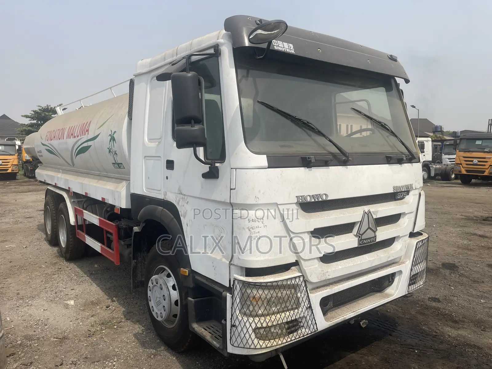 Foreign Used Howo Water Tanker Truck 20,000 Liters.