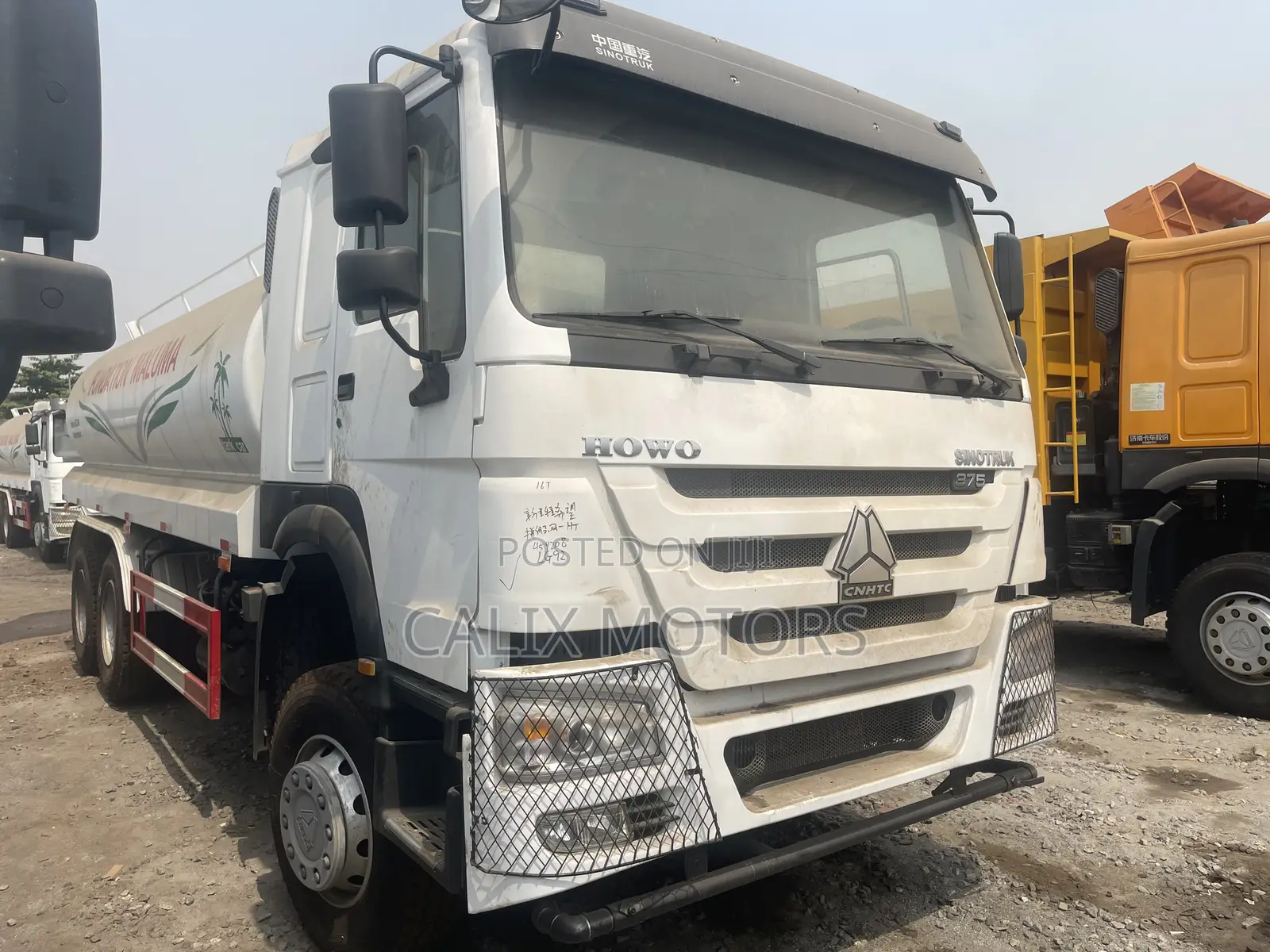 Foreign Used Howo Water Tank Truck With 20,000 Liters.