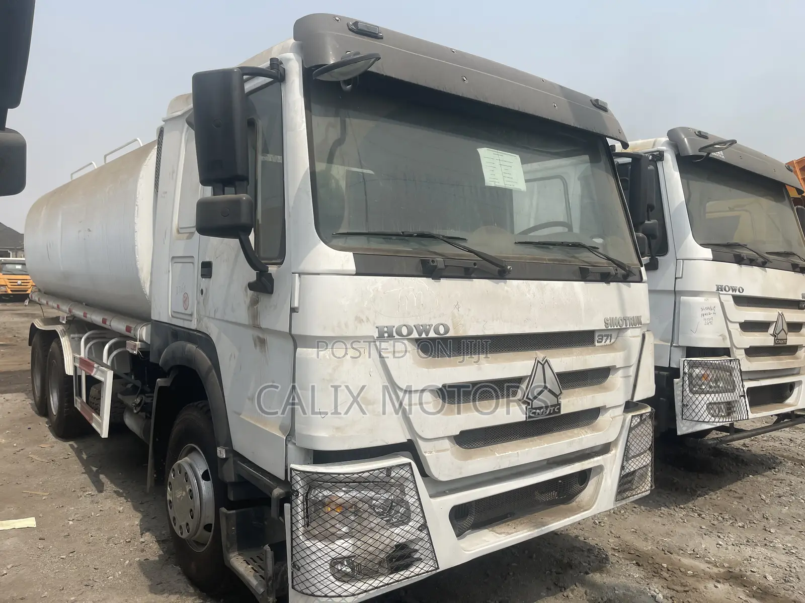 Foreign Used Howo Water Truck 20,000 Litres, 371hp.