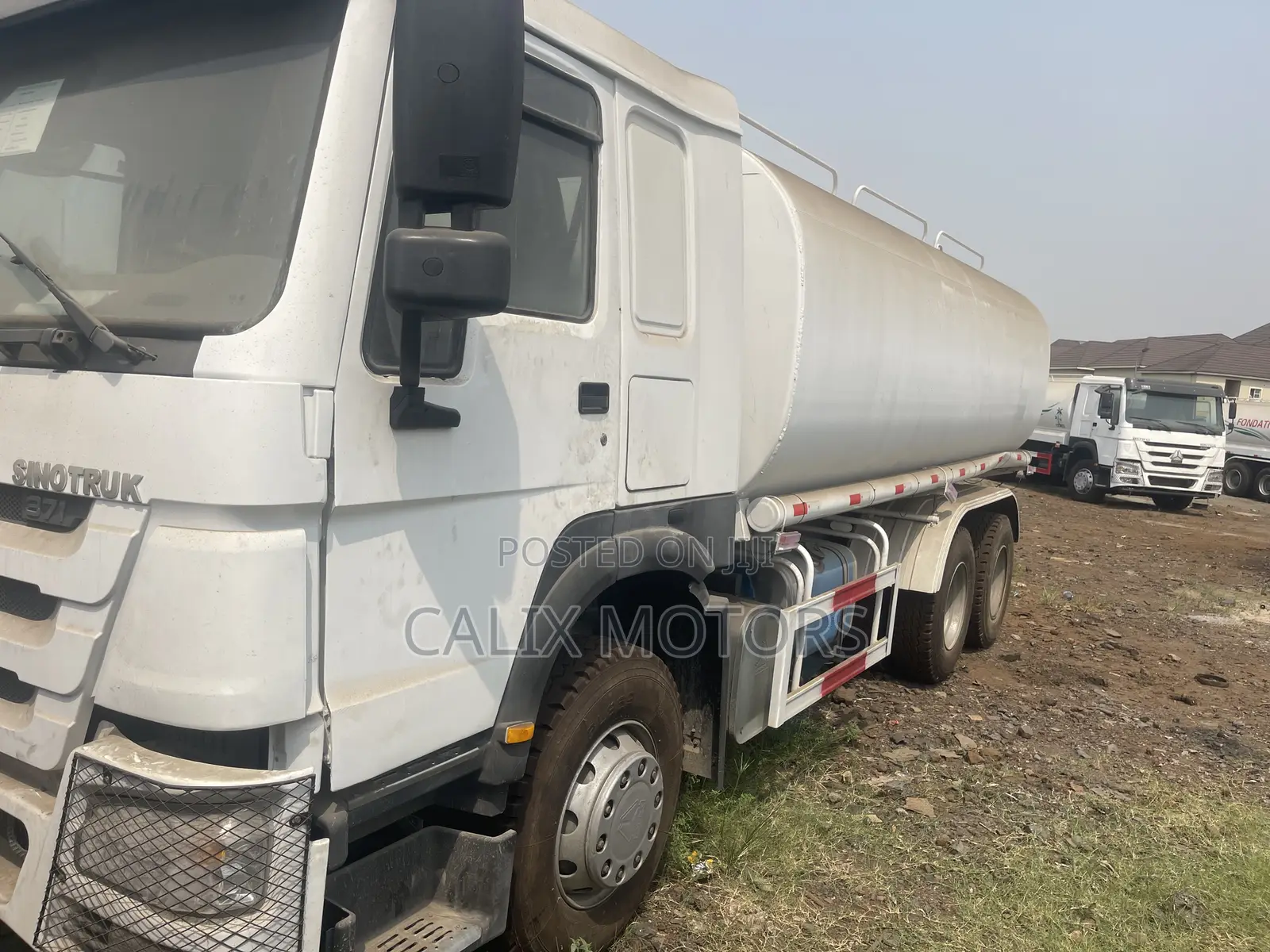 Foreign Used Howo Water Tanker 20,000 Litres.
