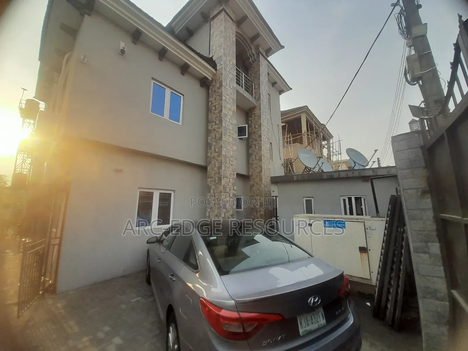 Furnished 3bdrm Block of Flats in Apple Junction for sale