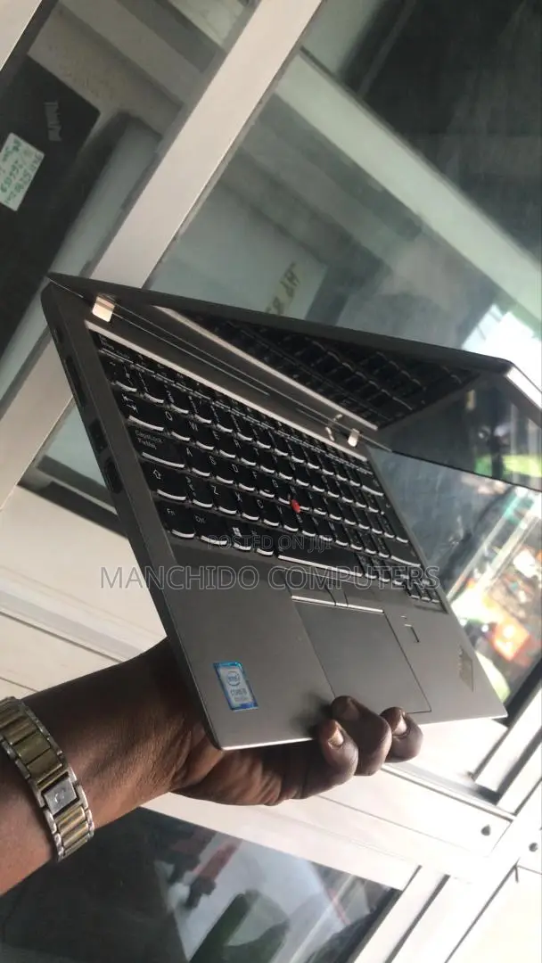 Laptop Lenovo ThinkPad X1 Carbon 16GB Intel Core i5 SSD 512GB