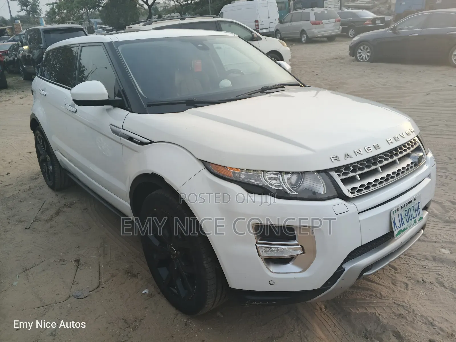 Land Rover Range Rover Evoque Prestige 4x4 (2.0L 4cyl 9A) 2014 White