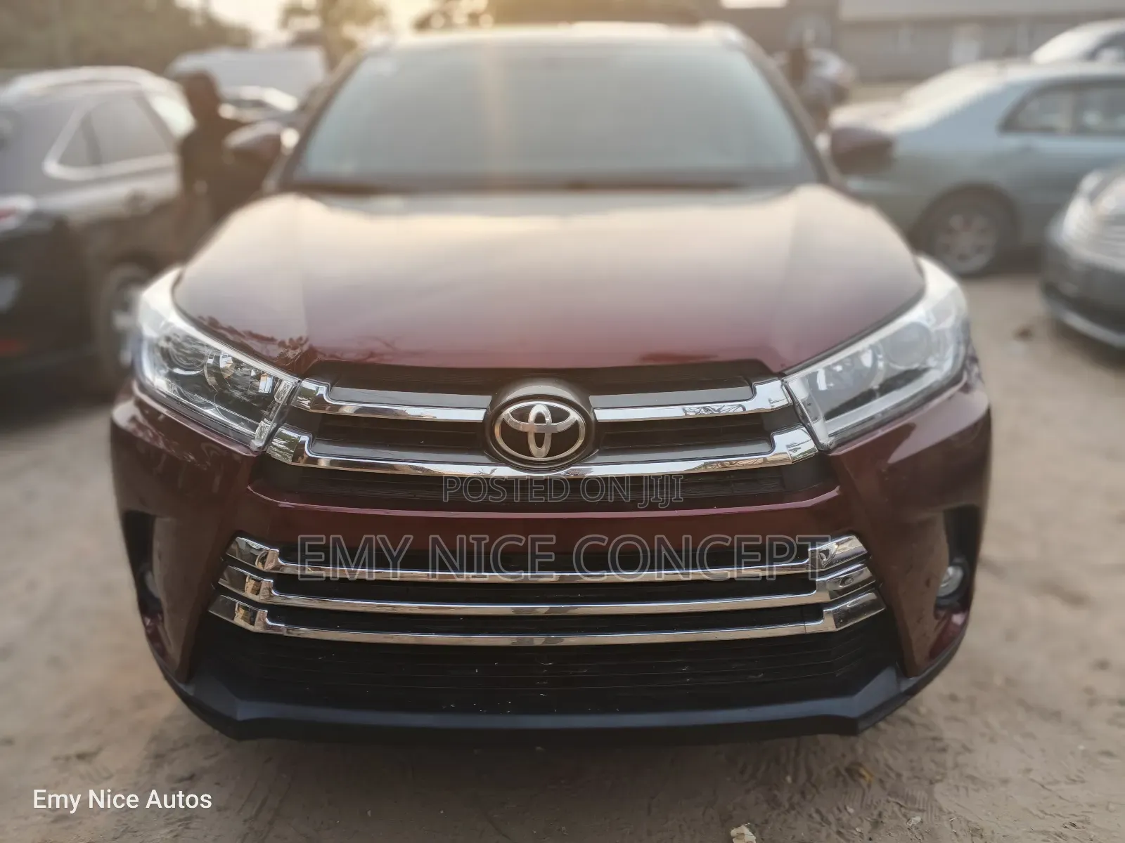 Toyota Highlander XLE 4dr SUV AWD (3.5L 6cyl 6A) 2014 Red