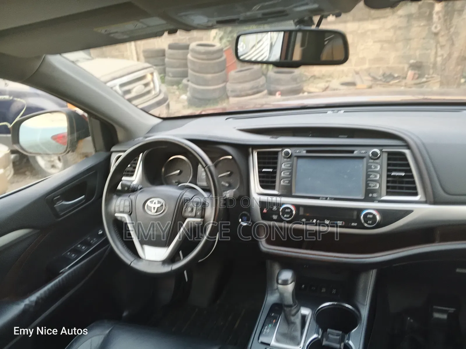 Toyota Highlander XLE 4dr SUV AWD (3.5L 6cyl 6A) 2014 Red