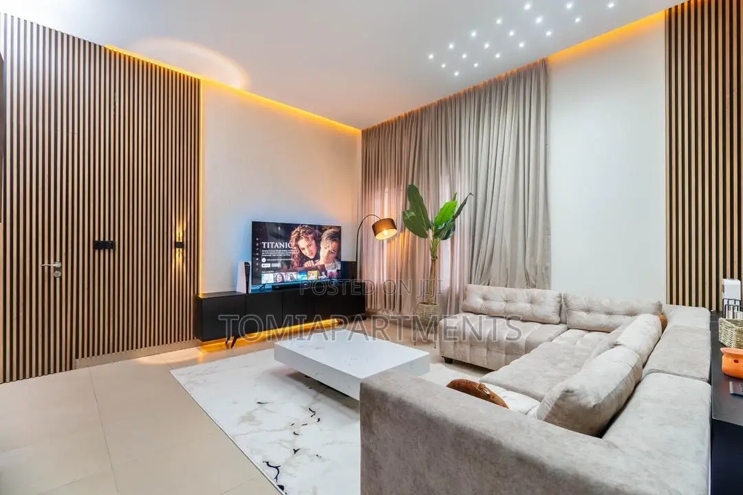 Brand New 1 Bedroom Shortlet With Ps5 in Lekki