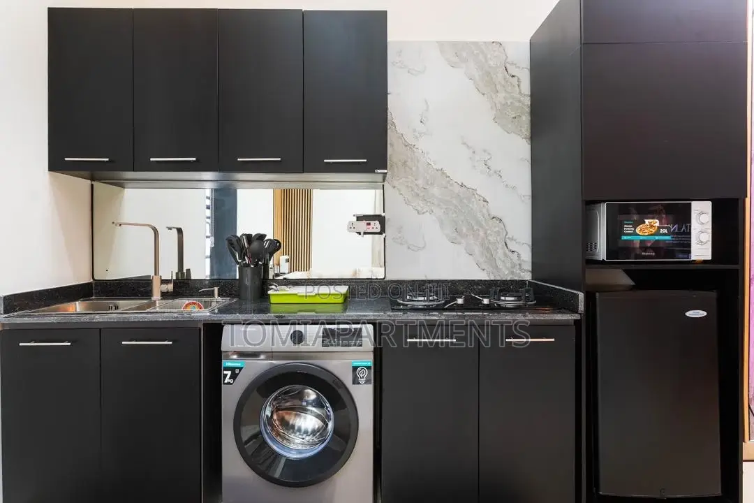 Brand New 1 Bedroom Shortlet With Ps5 in Lekki