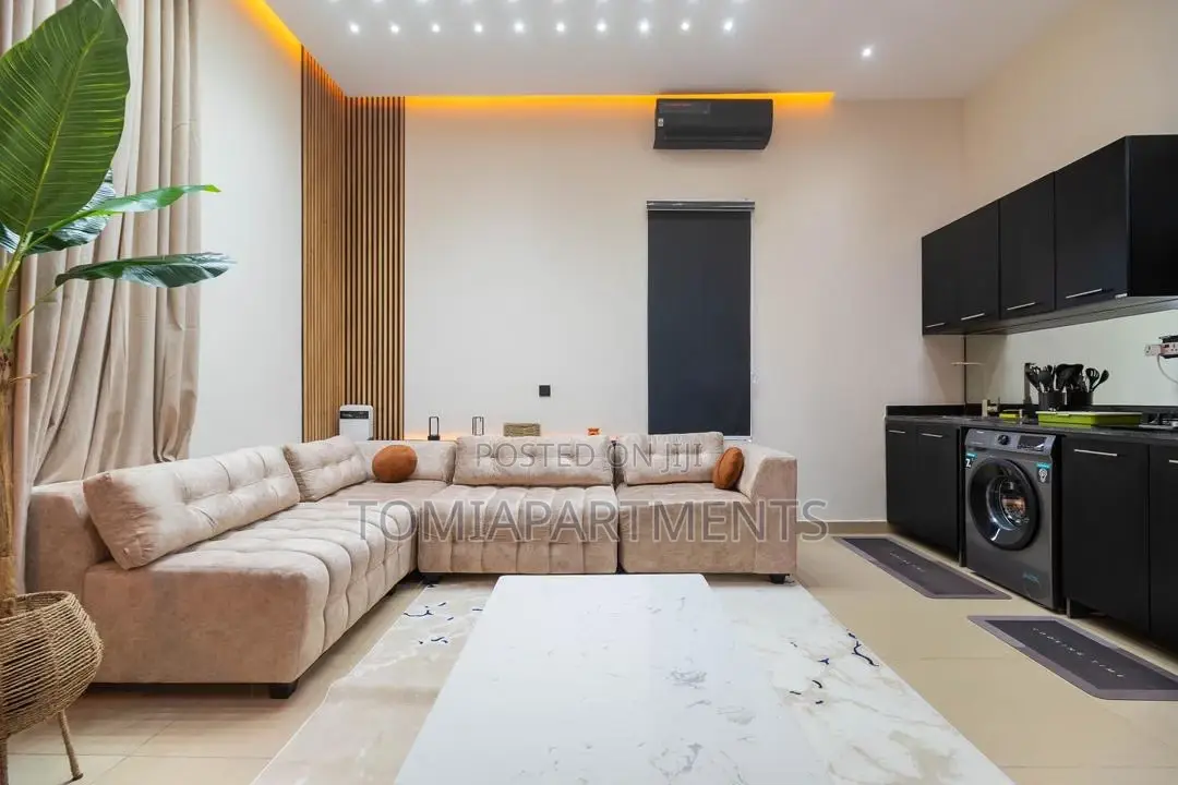 Brand New 1 Bedroom Shortlet With Ps5 in Lekki