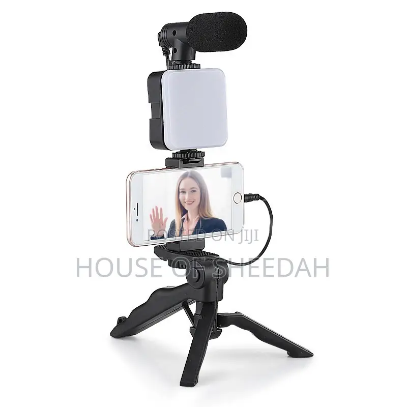 Professional Microphone Live Broadcast Stand With Light