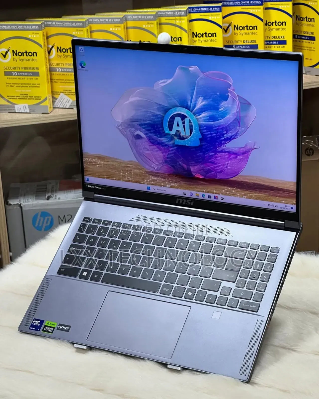 Laptop MSI 96GB Intel Core Ultra 9 SSD 4T