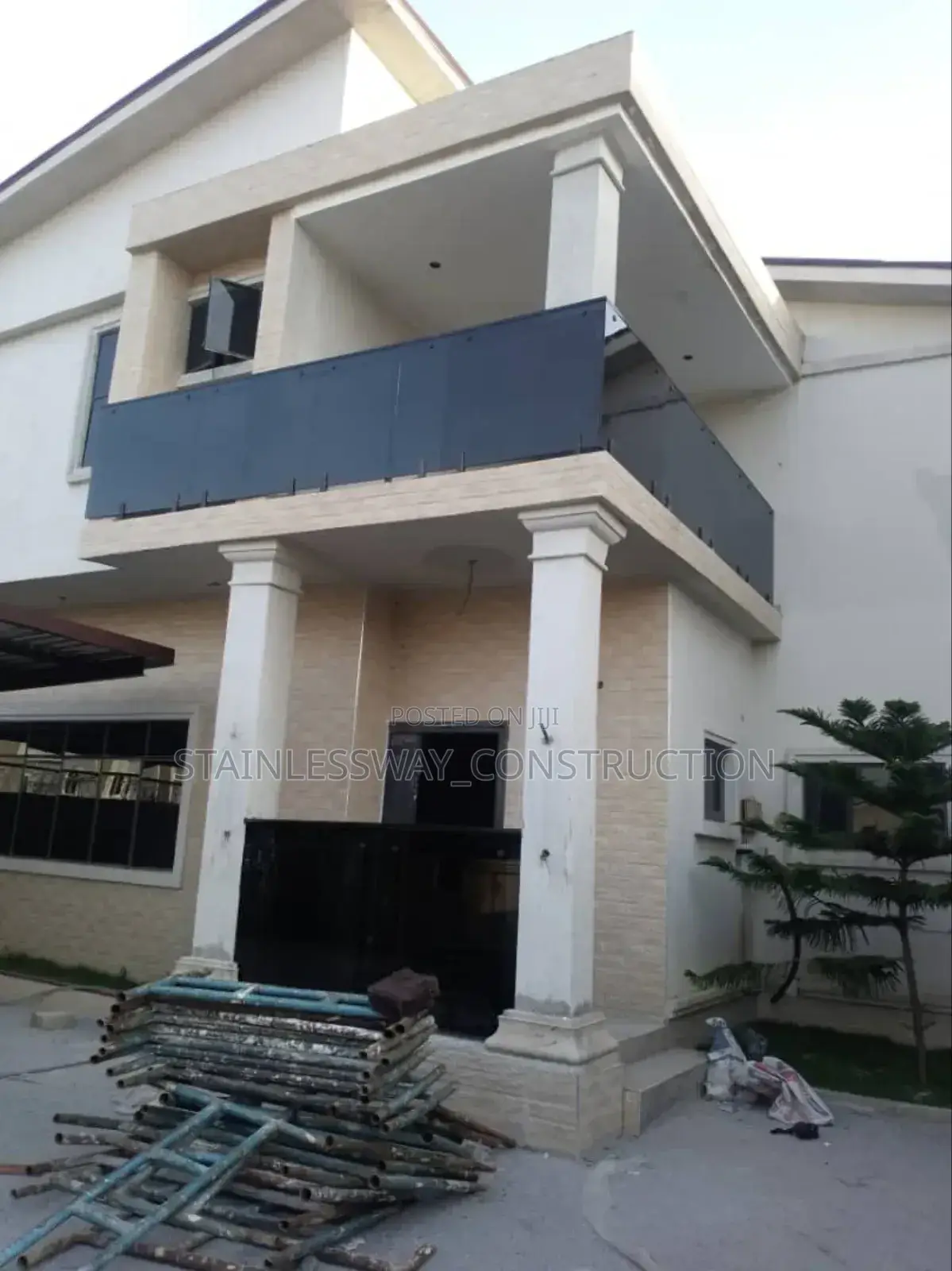 Turn Them Dark Gray Balcony Handrails