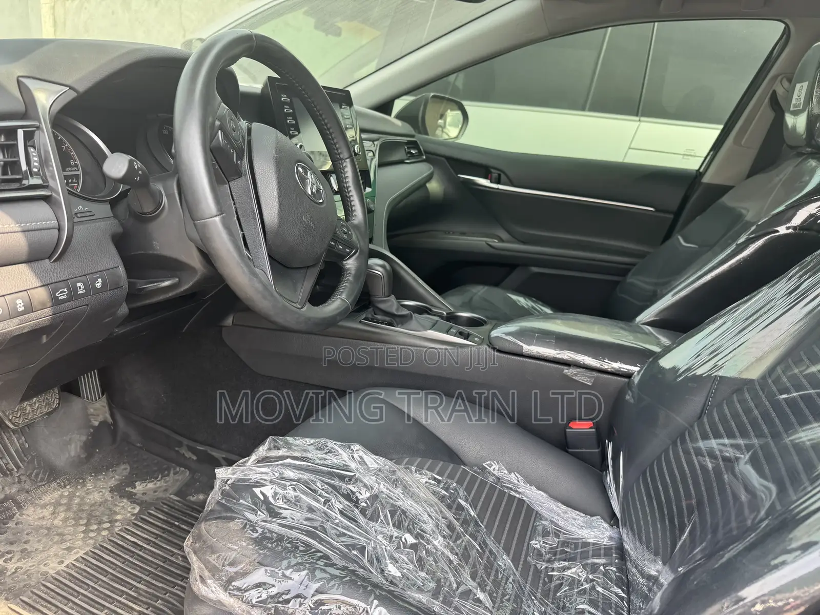 Toyota Camry SE 2021 Black