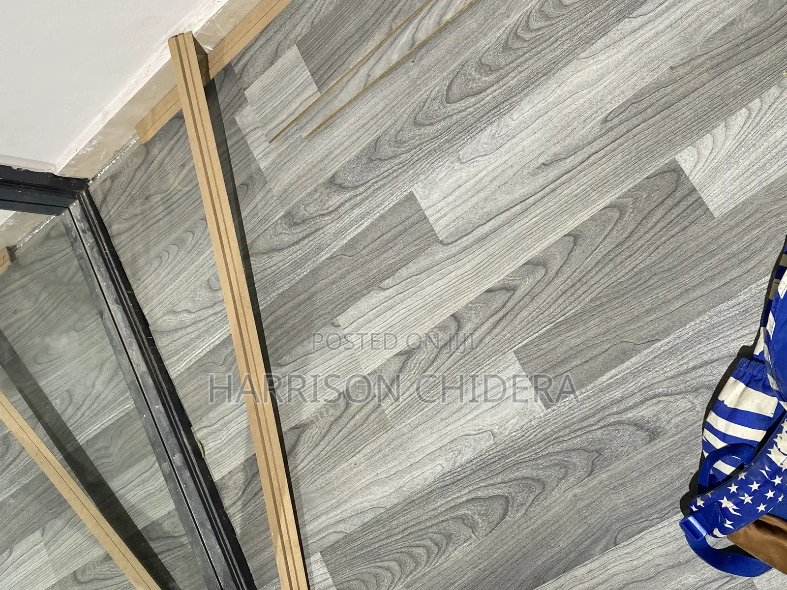 American Luxury Laminate Wooden Floor