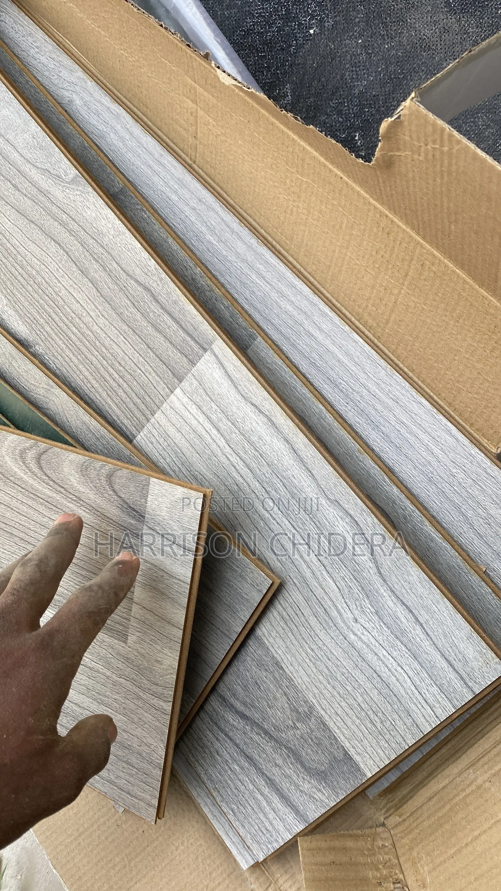 American Luxury Laminate Wooden Floor