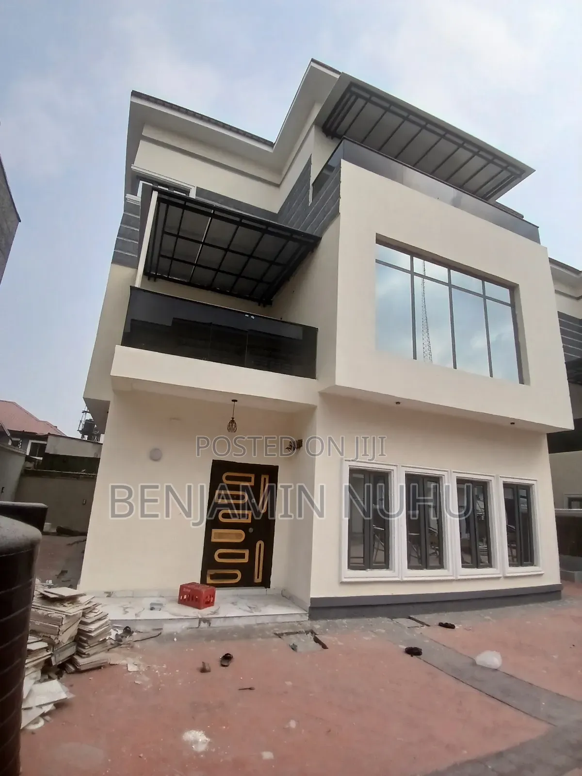 4bdrm Duplex in Platinum Way, Lekki for sale