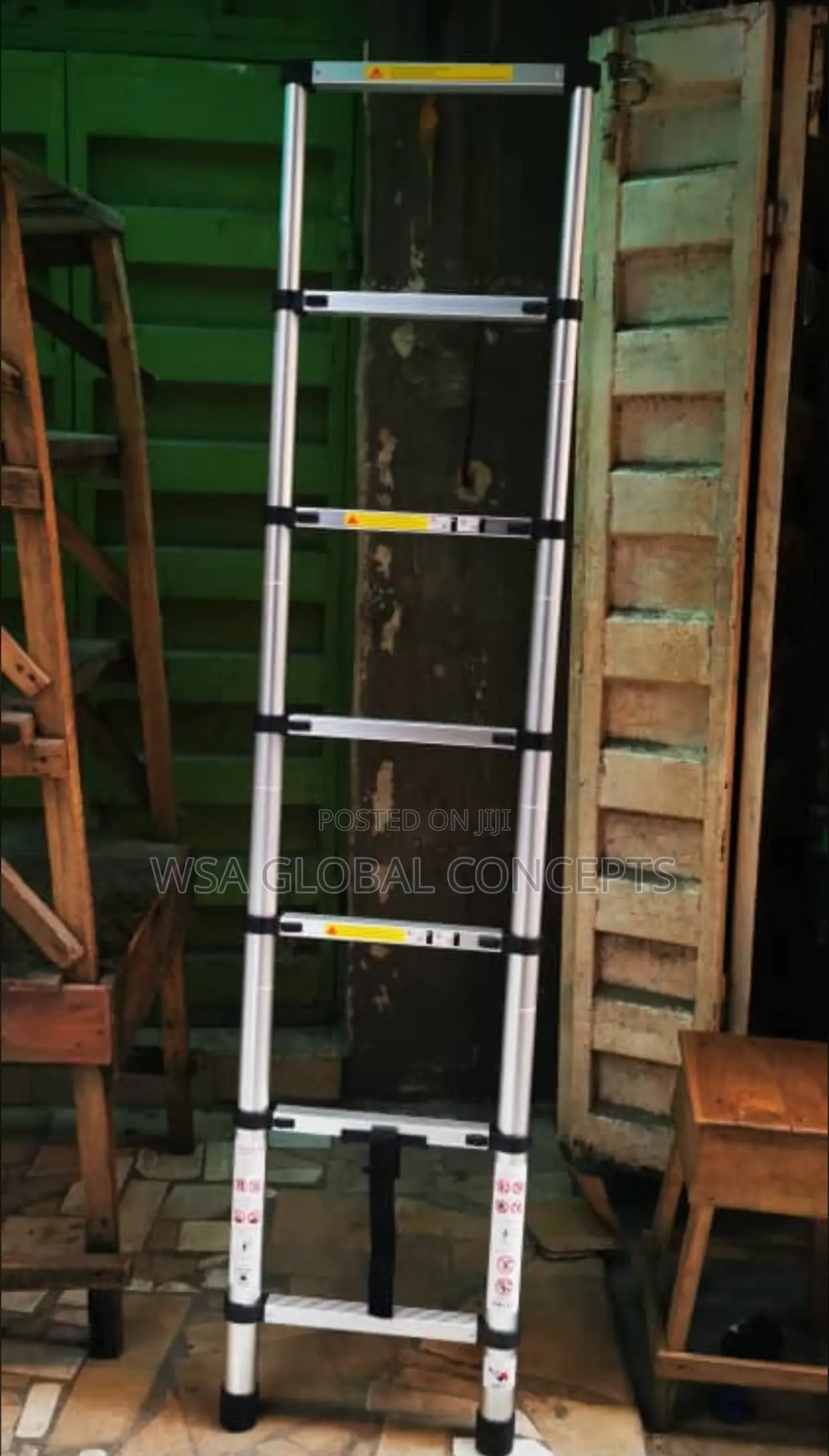 Straight Aluminum Telescopic Ladder 2 M