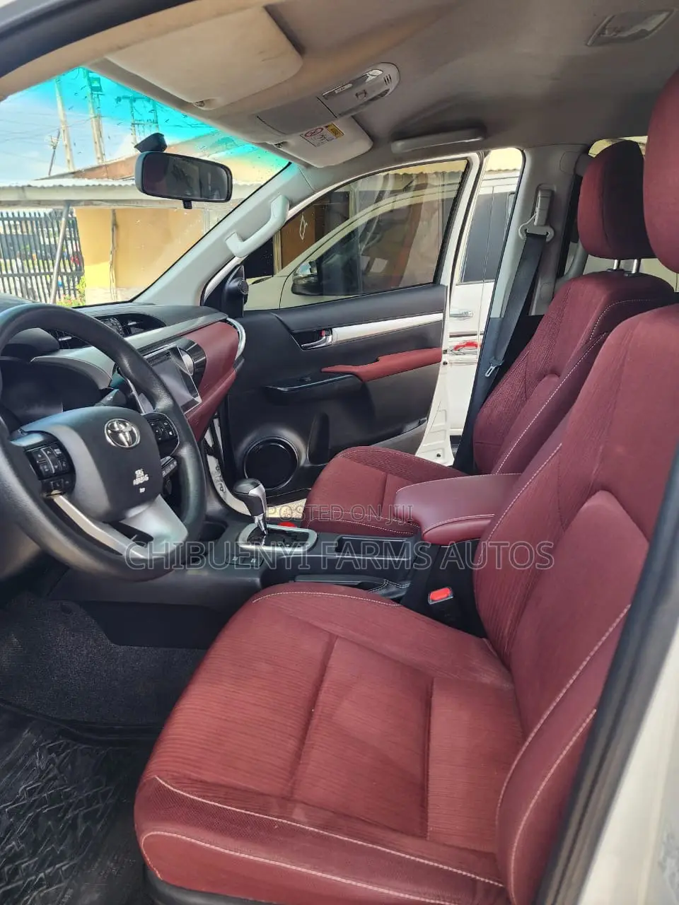 Toyota Hilux 2020 White