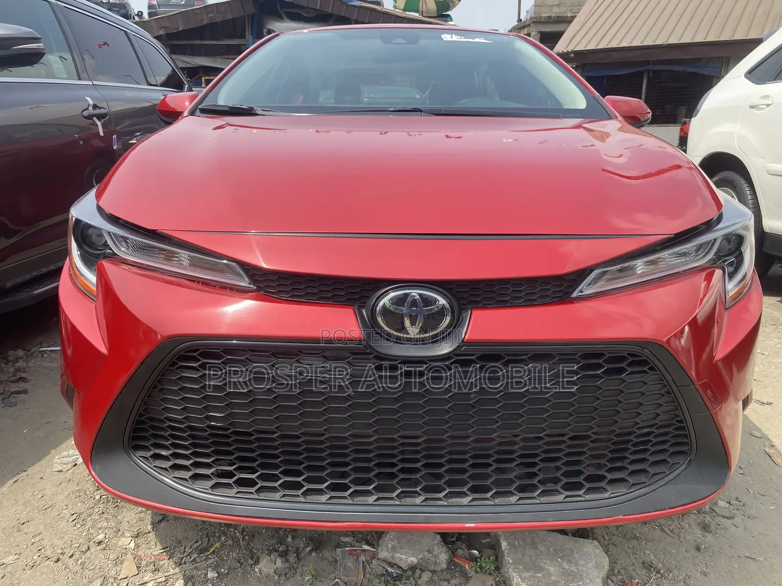 Toyota Corolla LE 2021 Red