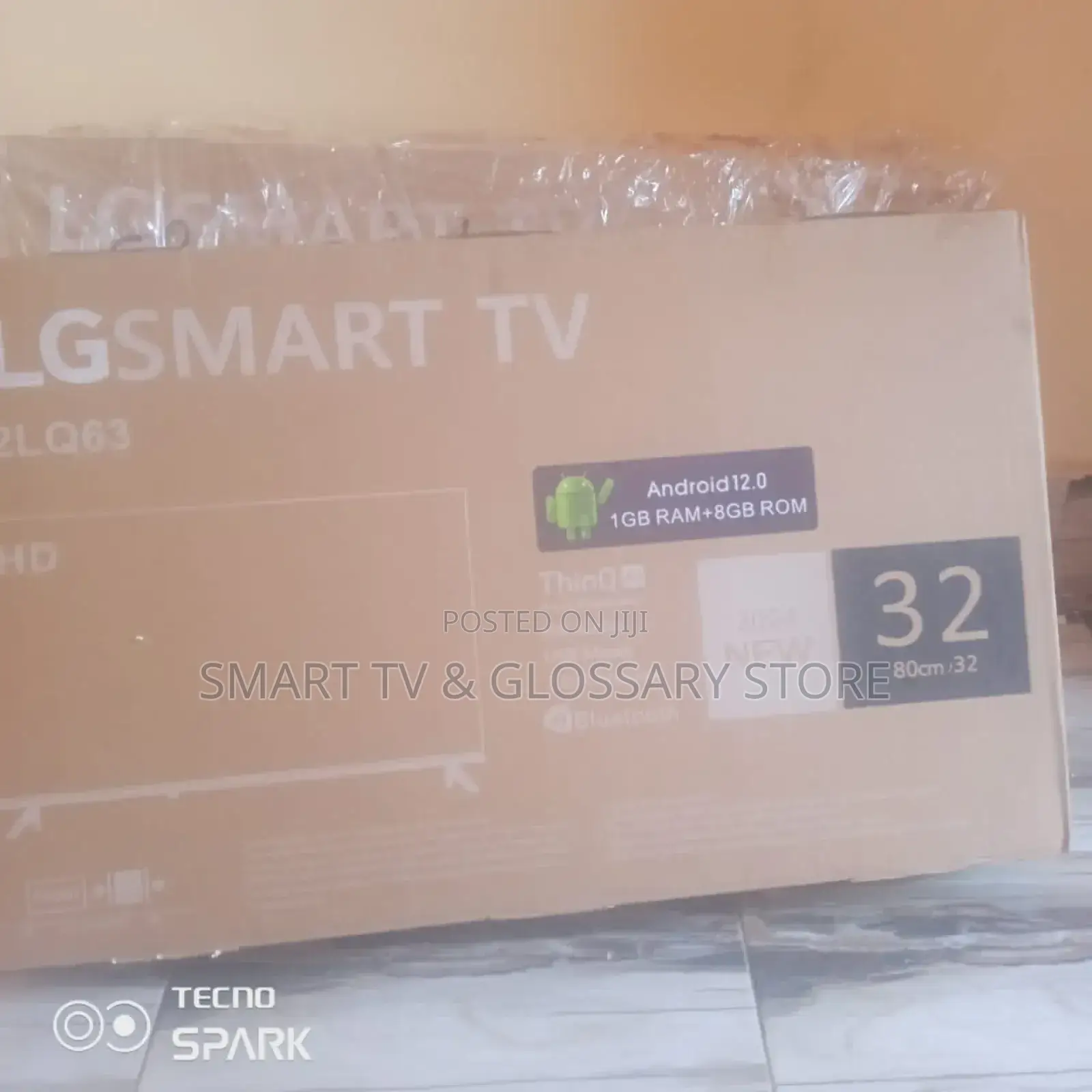 32 Inches New Version of LG With Frameless Bluetooth