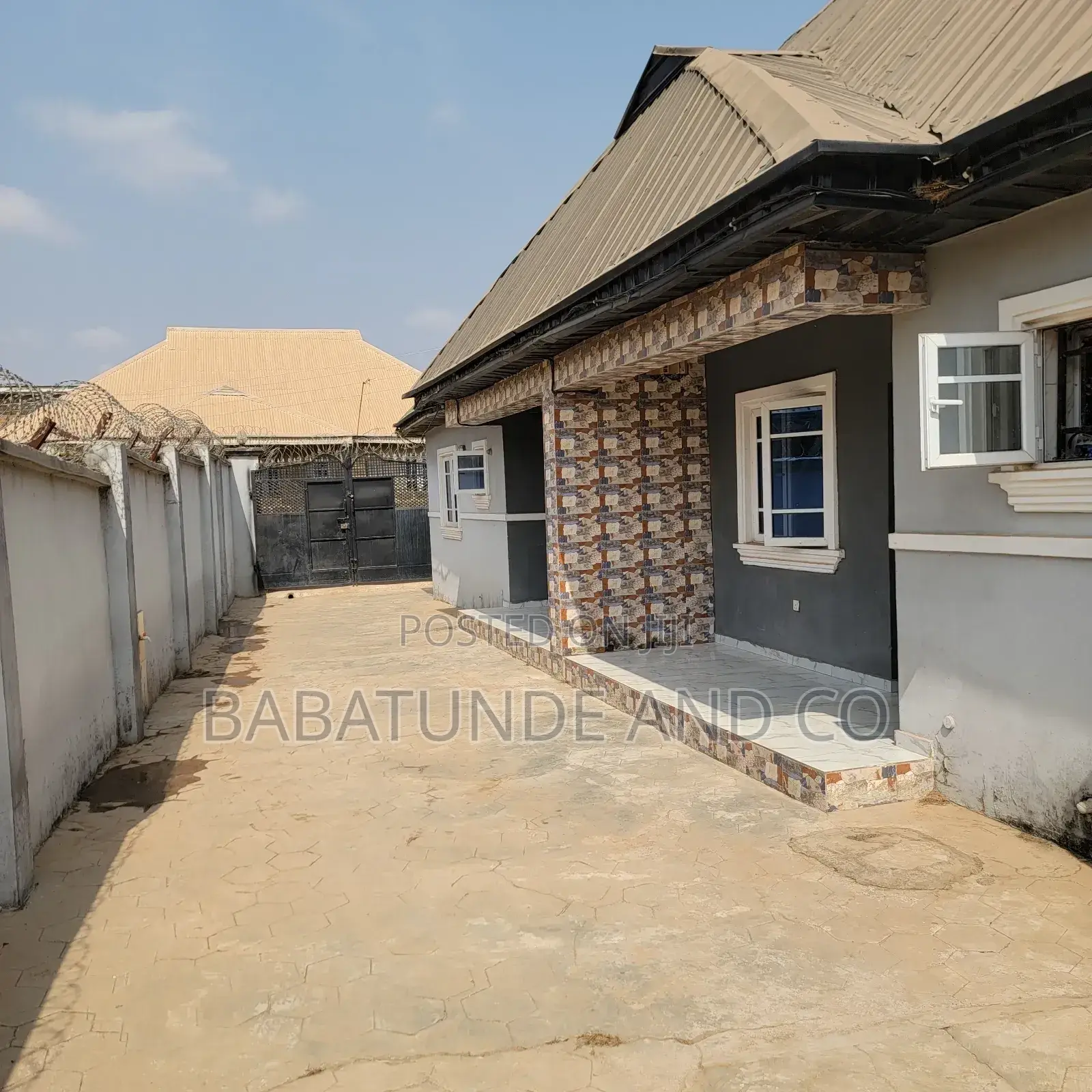 2bdrm Bungalow in Moniya for sale
