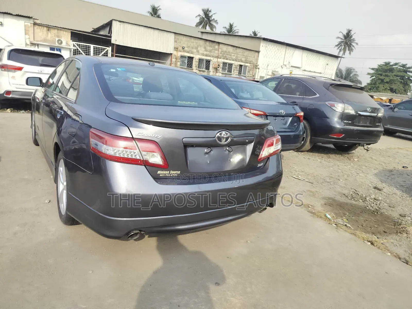Toyota Camry 2011 Gray