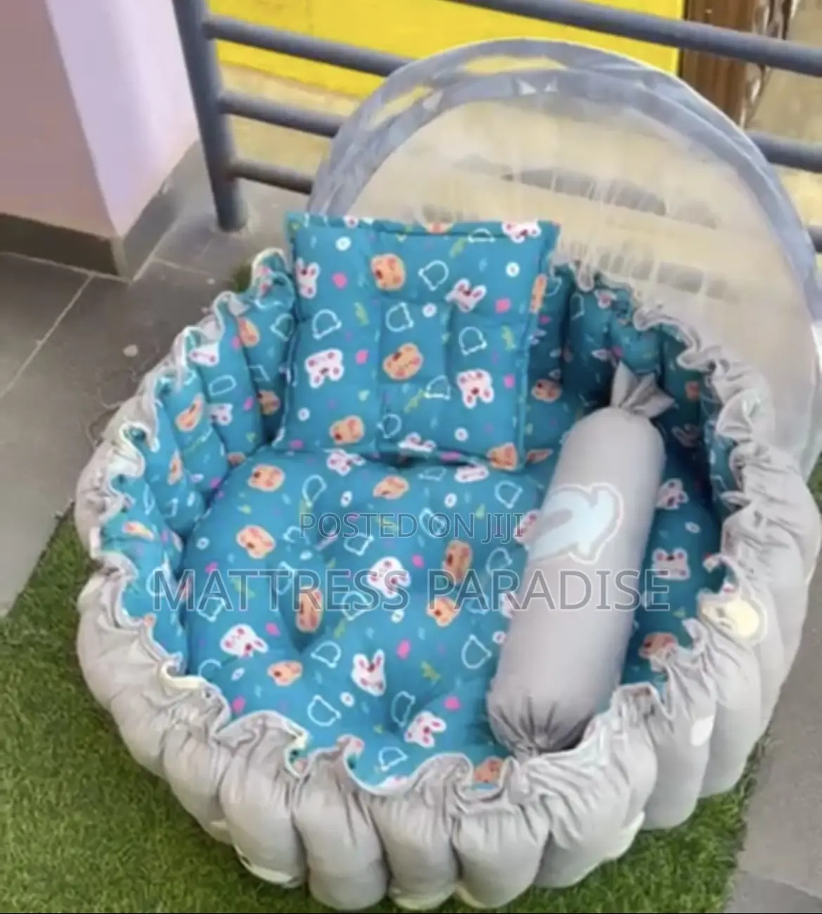 Circular Baby Nest