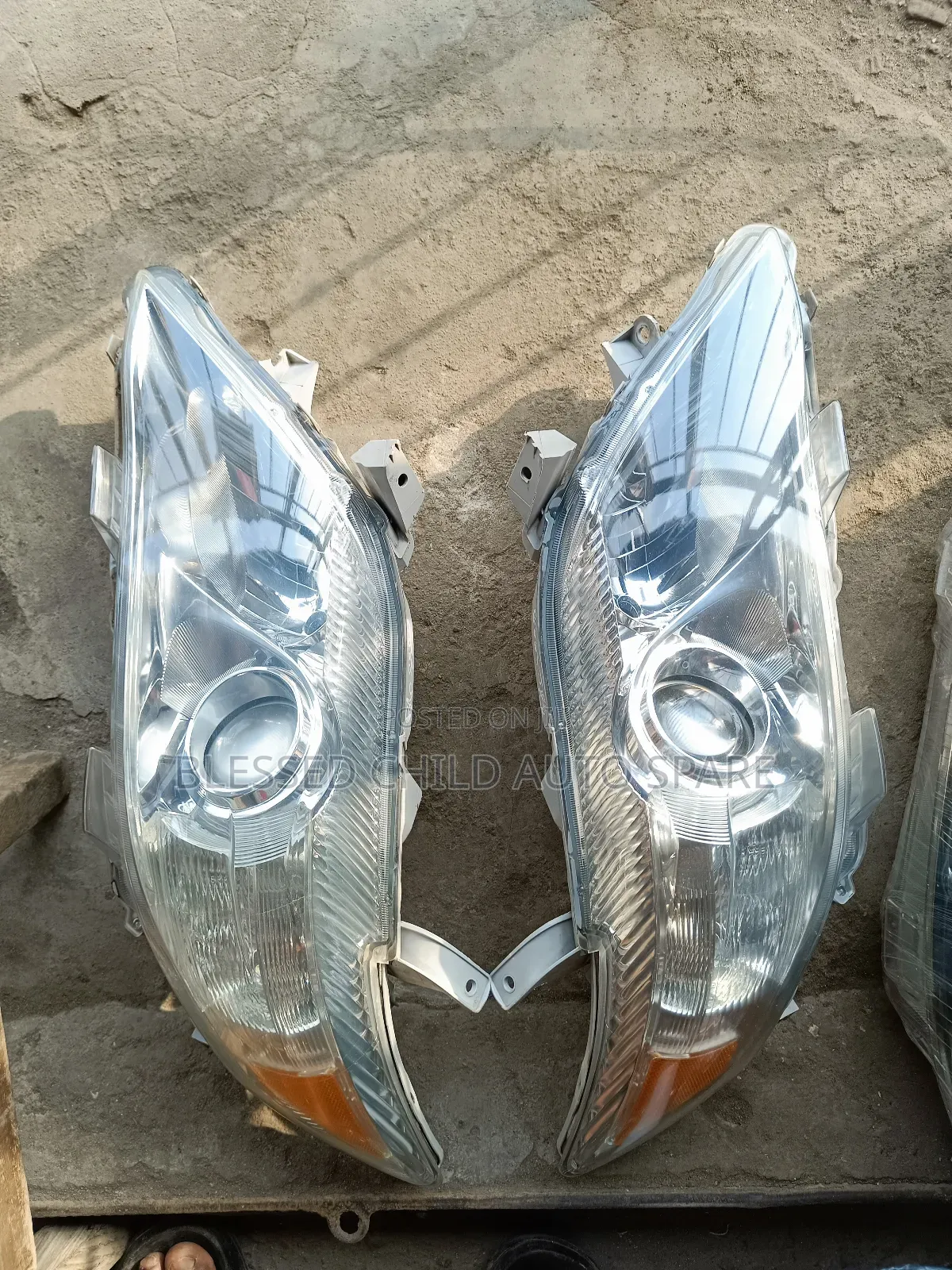 Headlamp Toyota Camry 2010