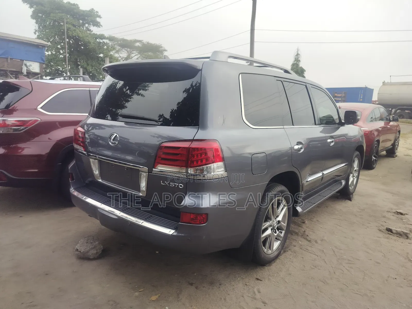 Lexus LX 570 AWD 2015 Gray