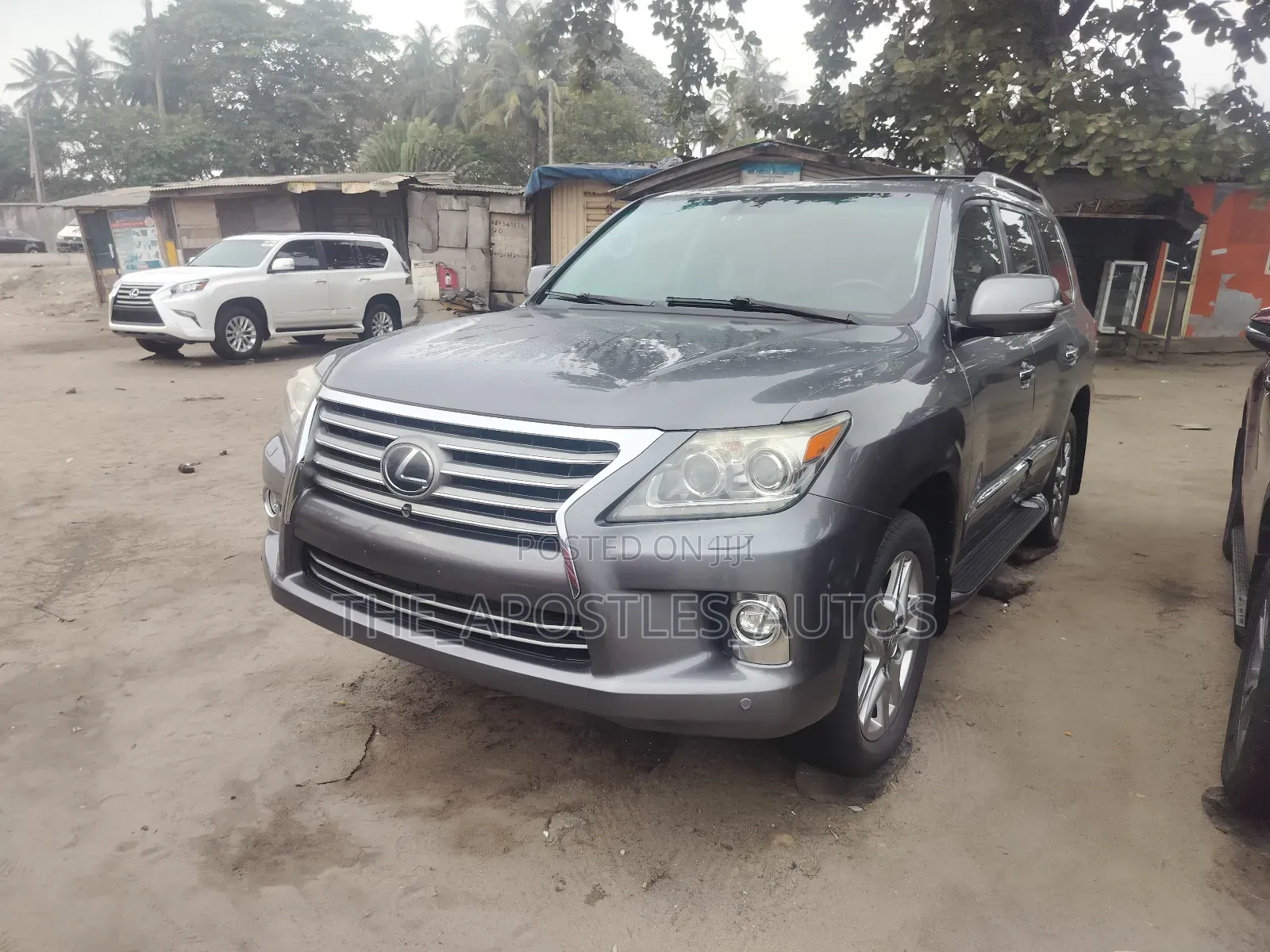 Lexus LX 570 AWD 2015 Gray