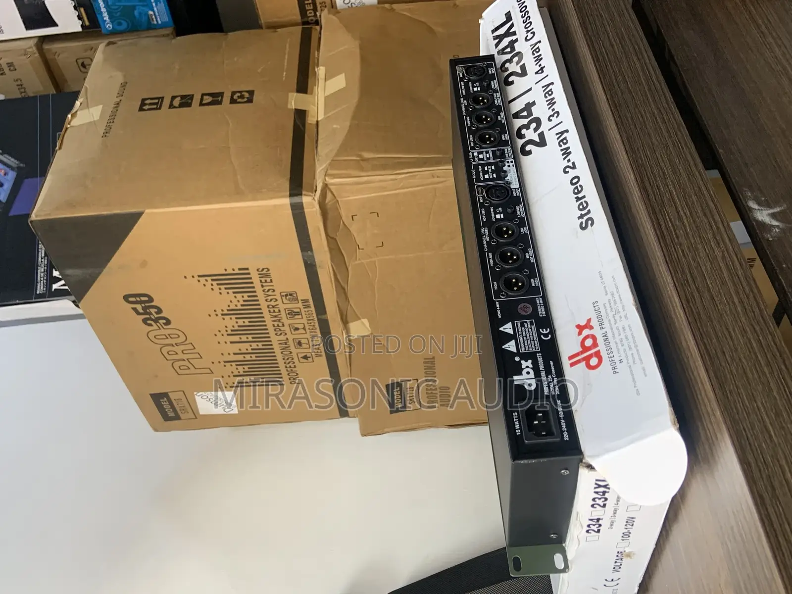 JBL VM 860 Professional Stage Wireless Microphone