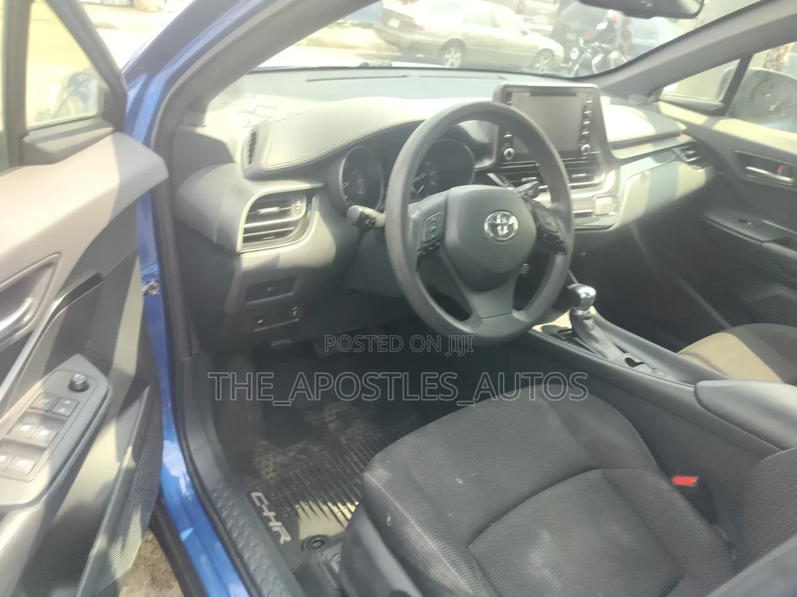Toyota C-HR 2018 Blue