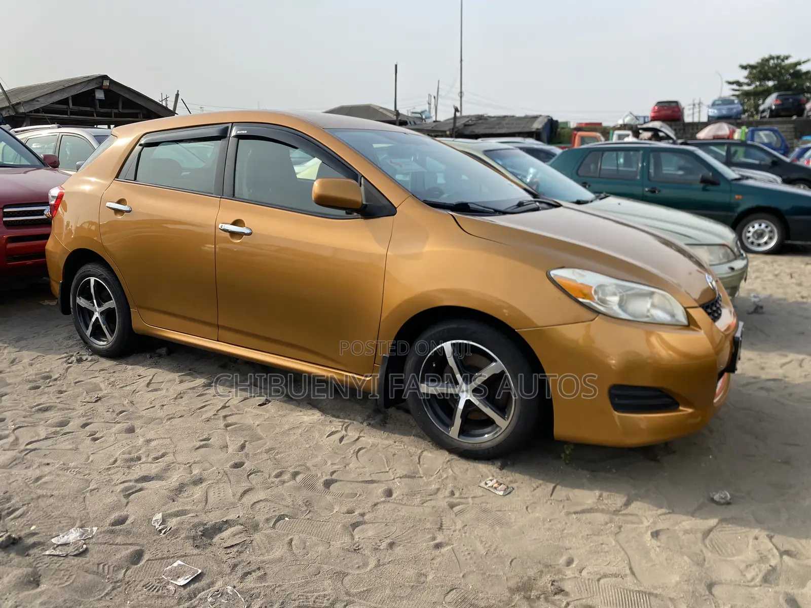 Toyota Matrix 2011 Gold