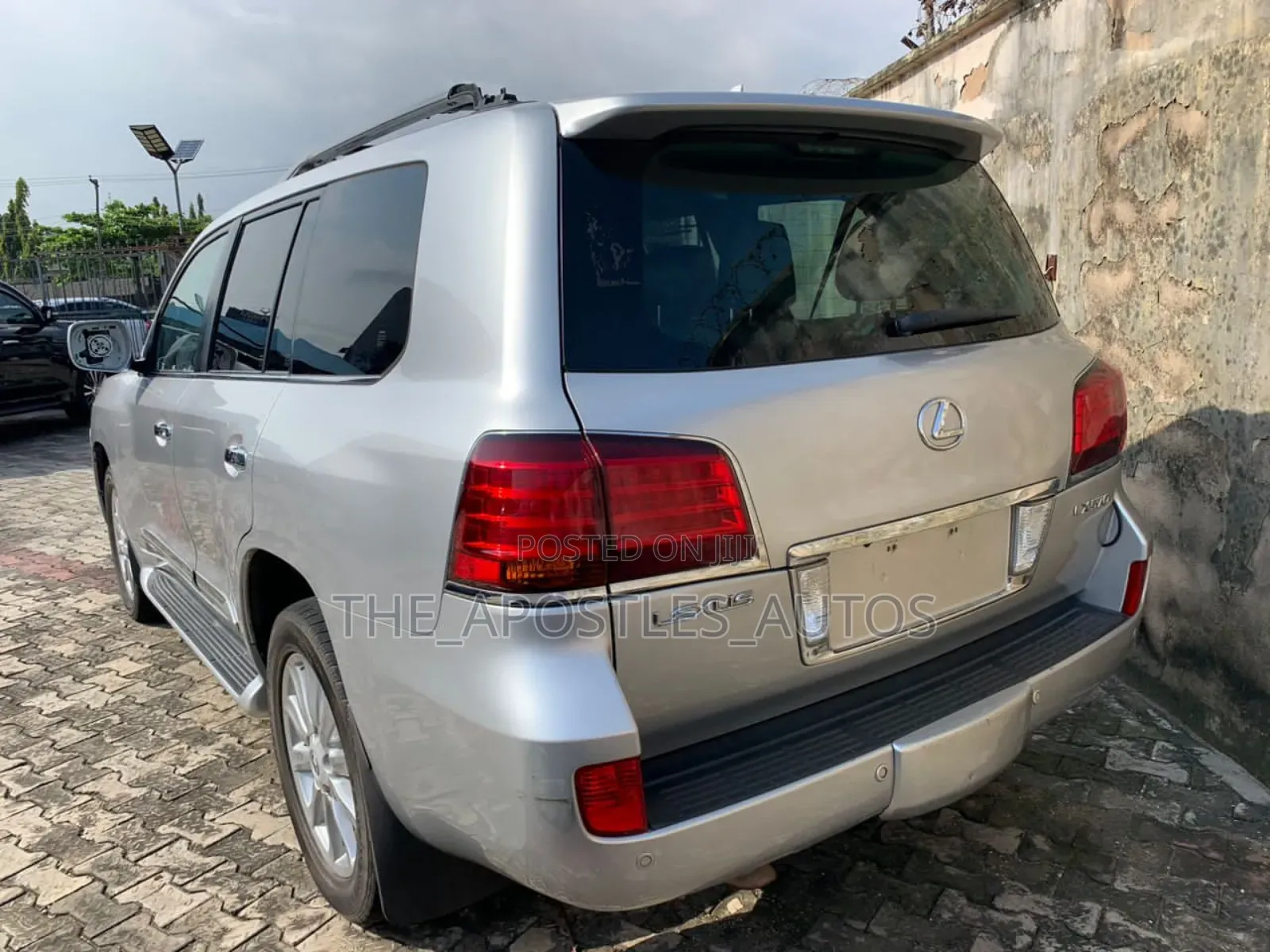 Lexus LX 570 AWD 2015 Silver