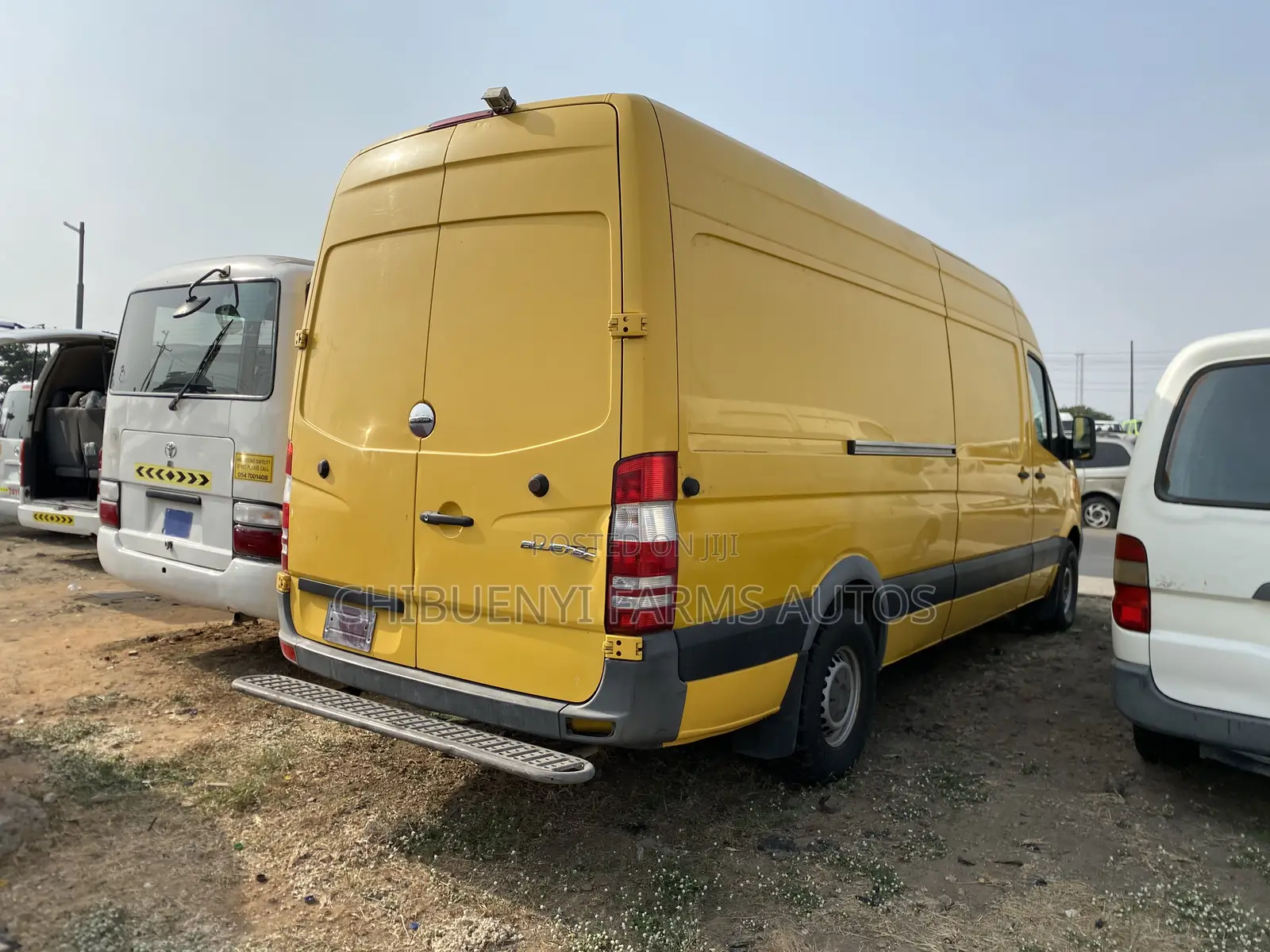 Freightliner Champion 2016 Yellow
