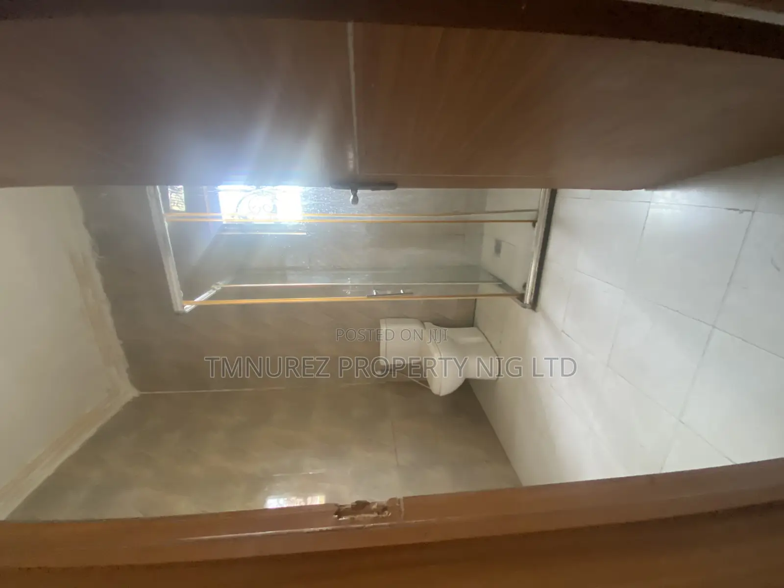 1bdrm Shared Apartment in Chevron, Lekki for rent
