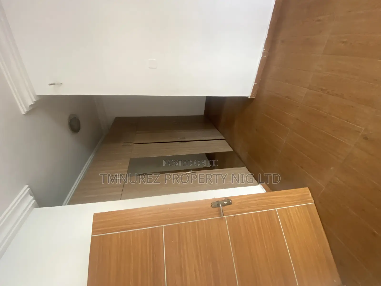 1bdrm Shared Apartment in Chevron, Lekki for rent