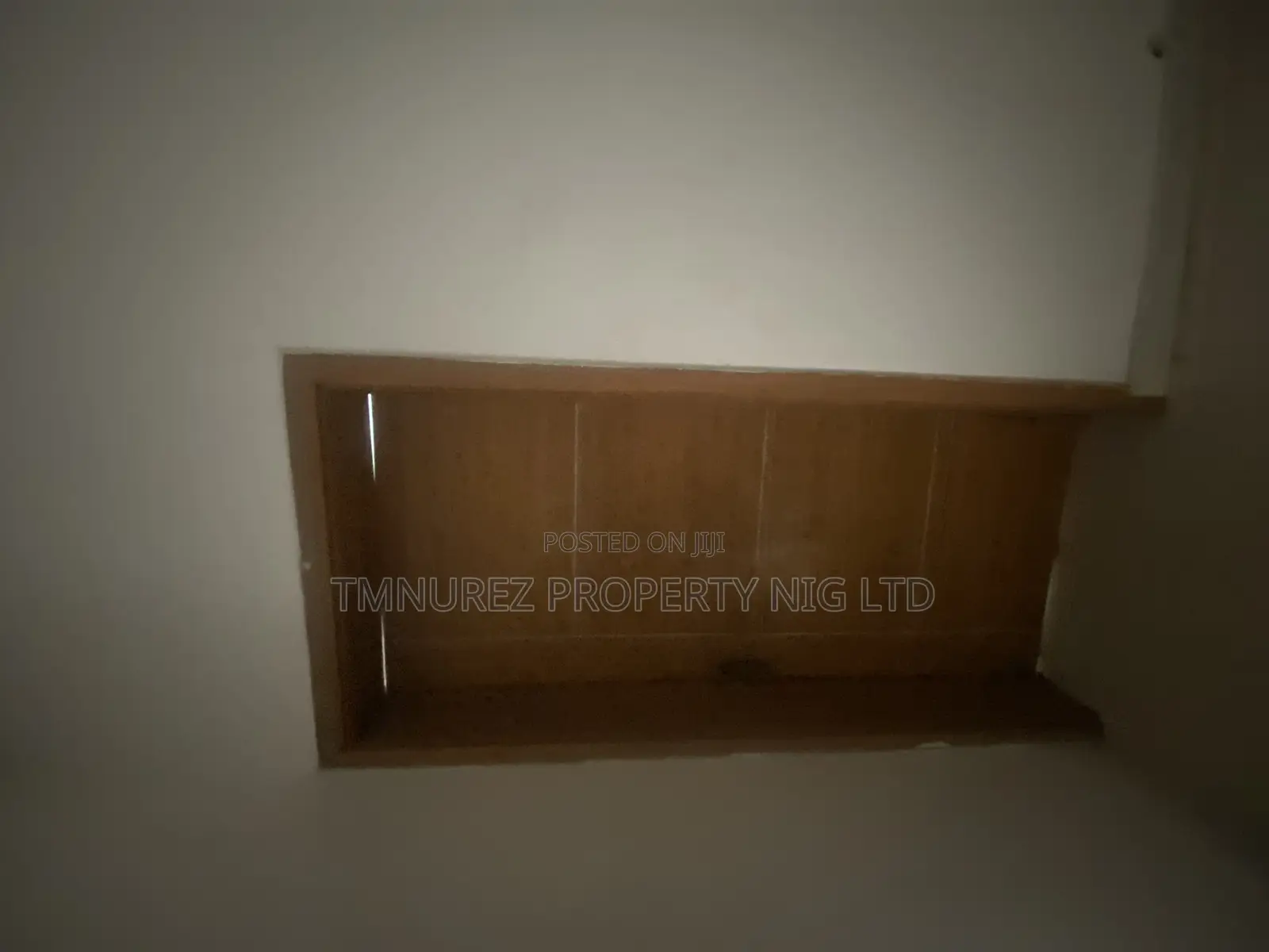 1bdrm Shared Apartment in Chevron, Lekki for rent