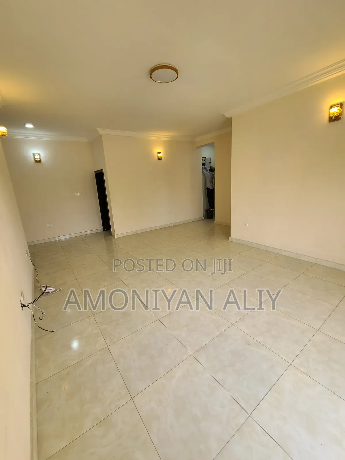 2bdrm Apartment in Lekki Scheme2 for sale
