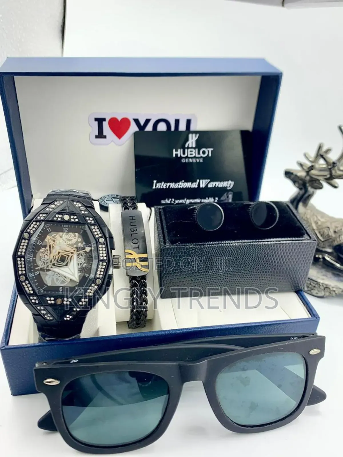 Hublot Watch Fully Boxed With Gifts