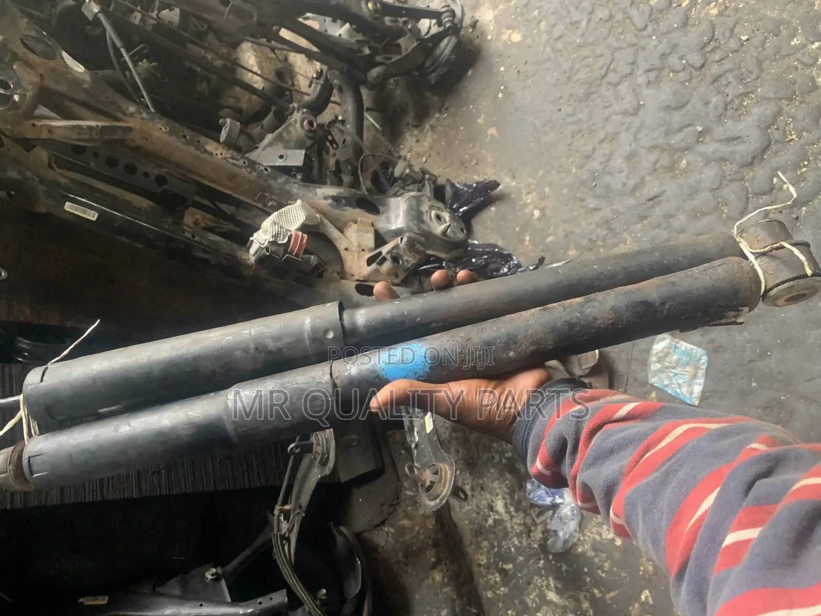 Back Shock For Ford Focus 2008,2010 Model