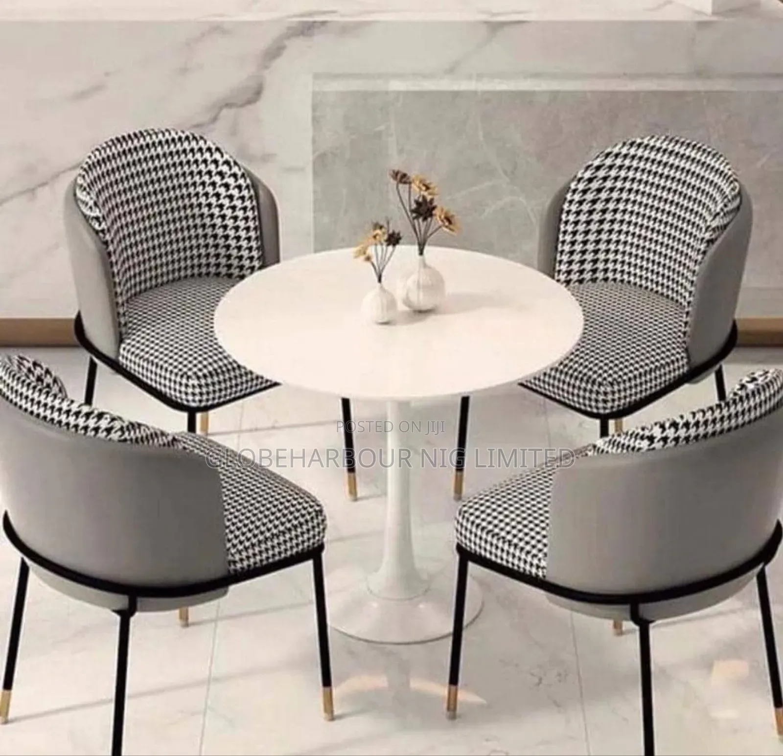By 4 Seater Dinning Set