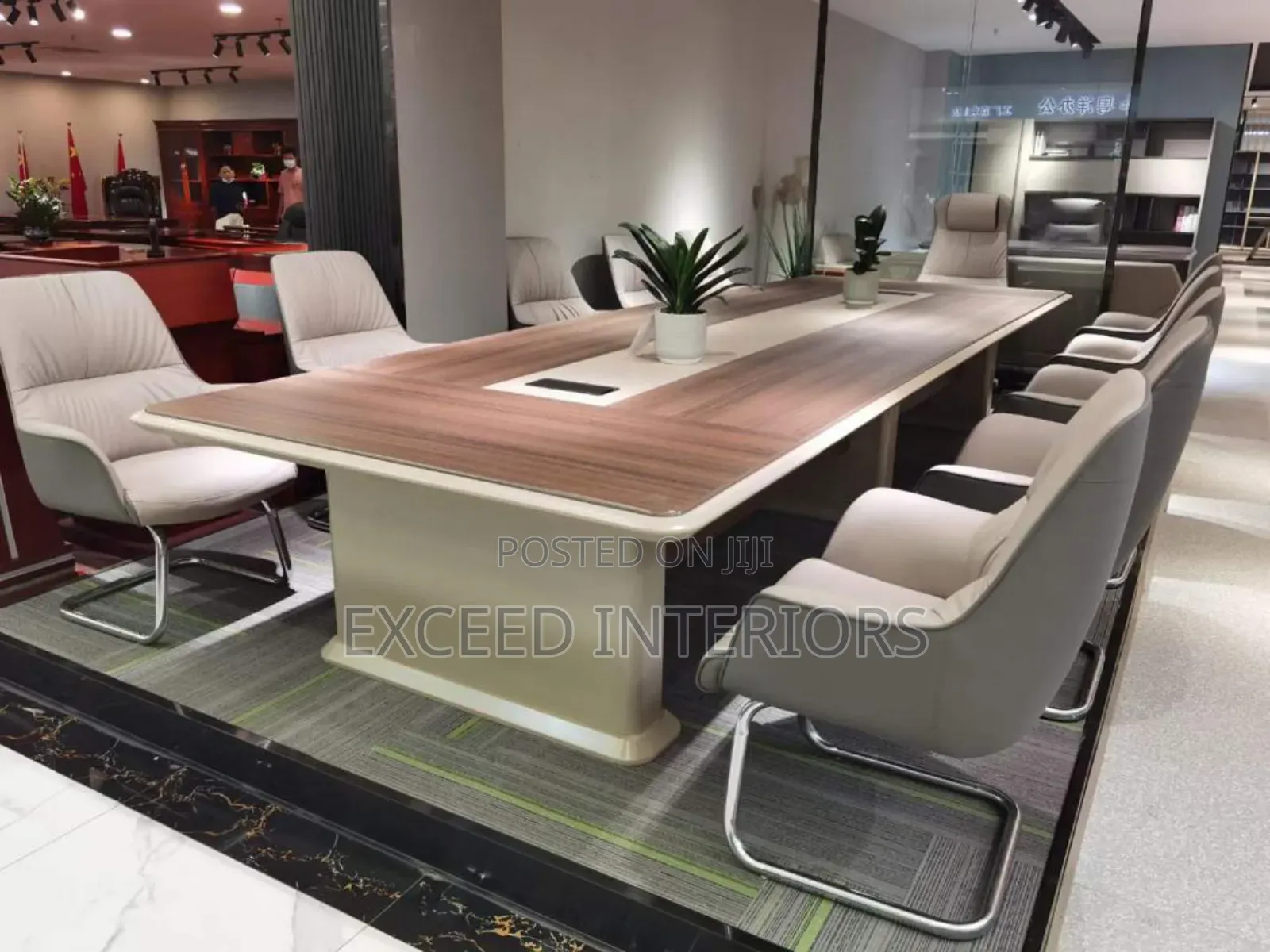 Quality Conference Table by 10