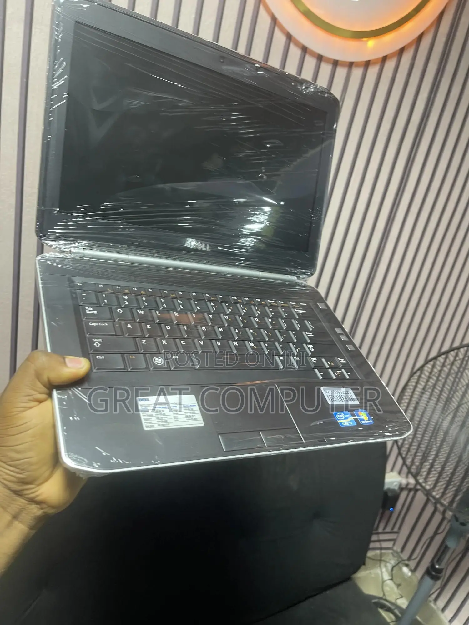 New Laptop Dell 4GB Intel Core i3 HDD 320GB