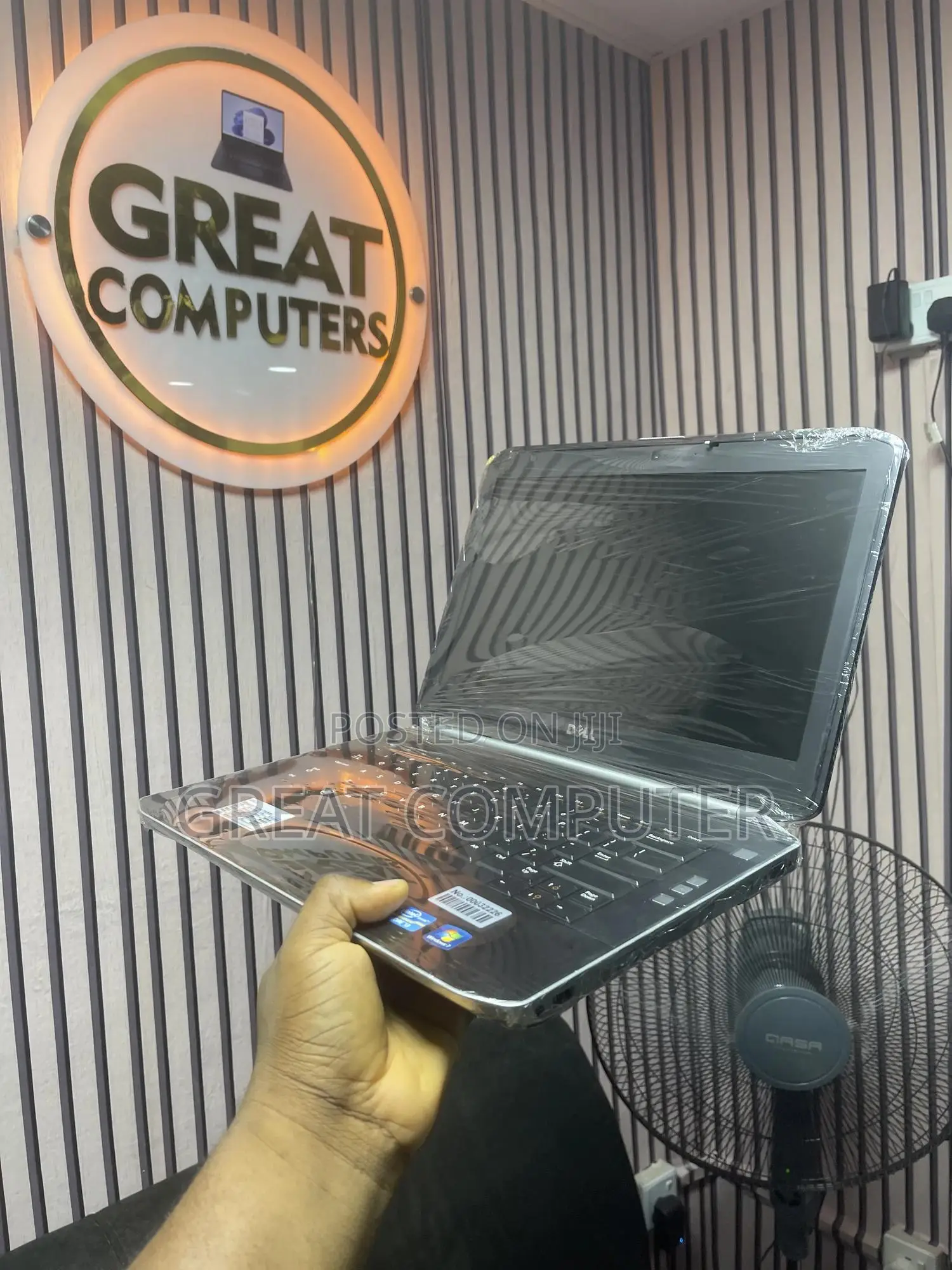 New Laptop Dell 4GB Intel Core i3 HDD 320GB