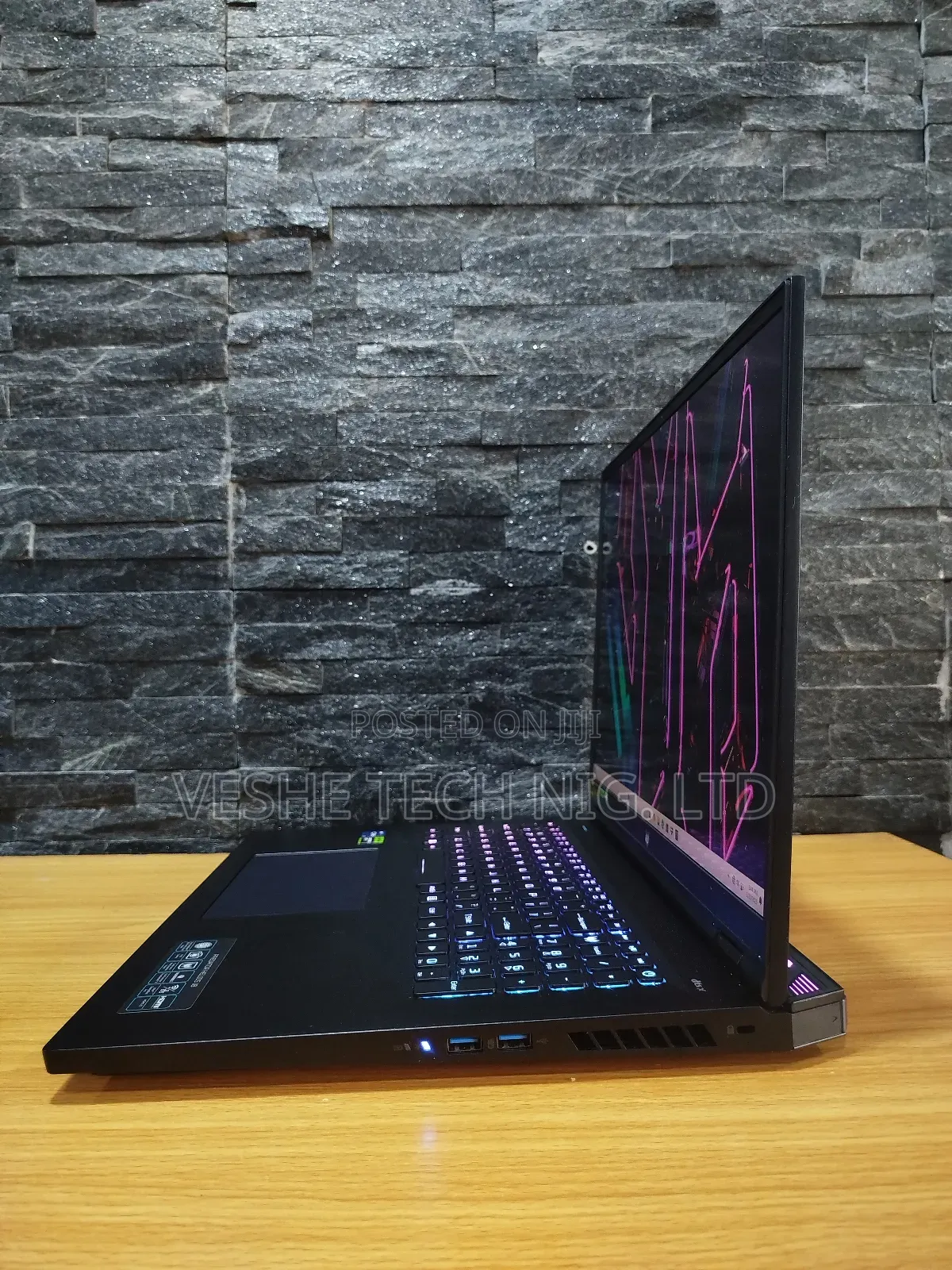 Laptop Acer Predator Helios 18 PH18-71 16GB Intel Core I7 SSD 1T