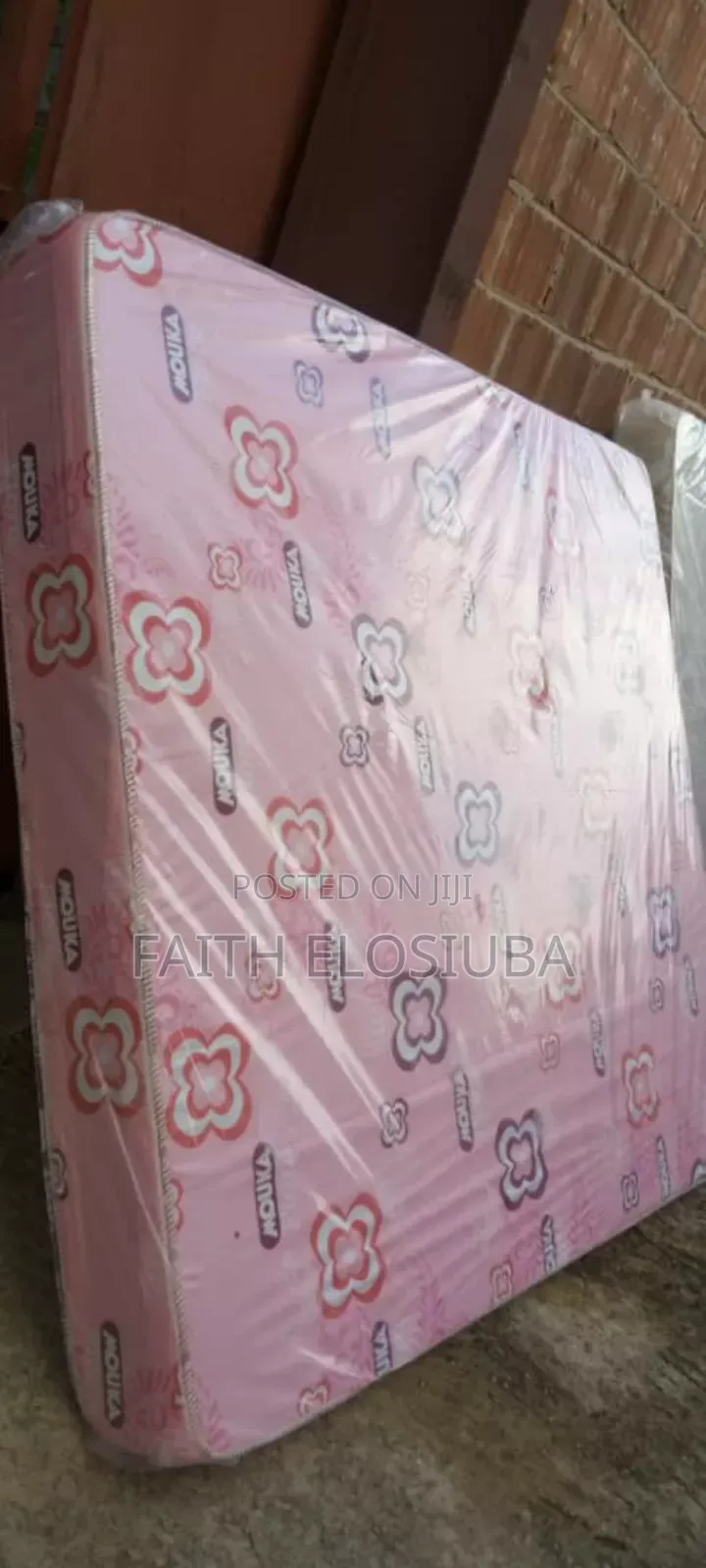 Mouka Flora 6 by 6 by 10inches King's Size Comfort Mattress