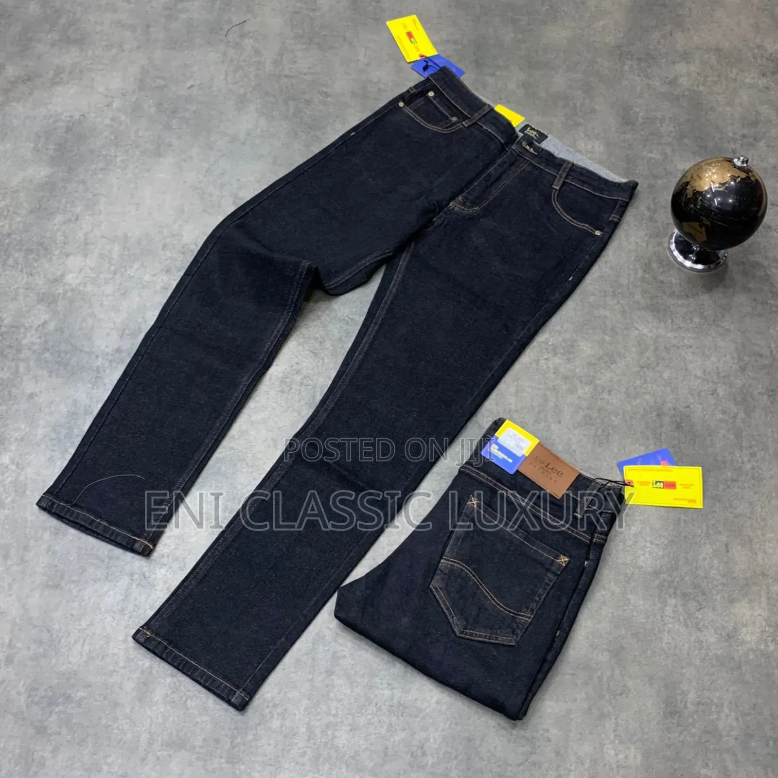 High Quality Luxury Jeans 👖 Trousers Available In Store